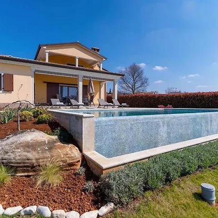Vakantiehuis Kadore Višnjan