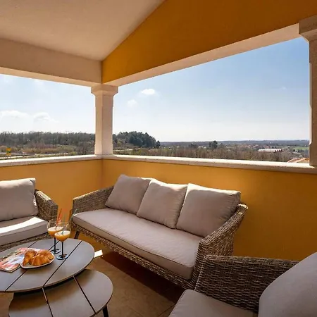 Kadore Casa de Férias Višnjan